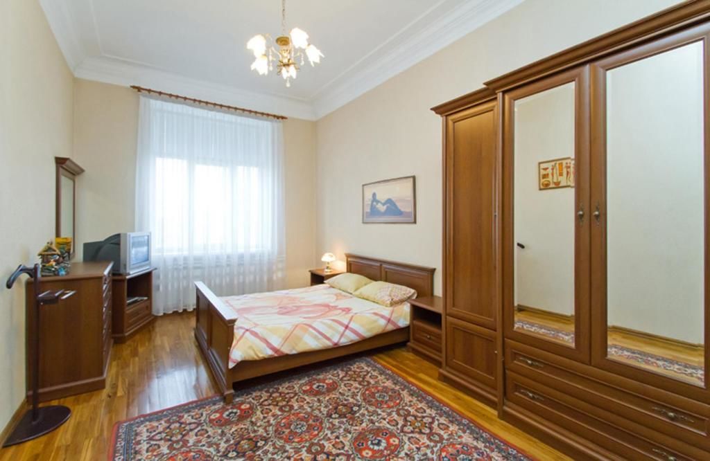Апартаменты UKR Apartments in the Centre Киев