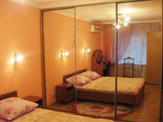 Апартаменты UKR Apartments in the Centre Киев Апартаменты с 1 спальней: ул. Леси Украинки, 2-7