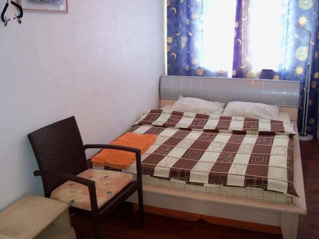 Апартаменты UKR Apartments in the Centre Киев-10