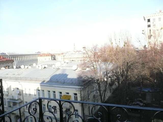 Апартаменты UKR Apartments in the Centre Киев-86